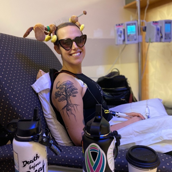 Meet your Posher, Jess - Picture 4 of 16